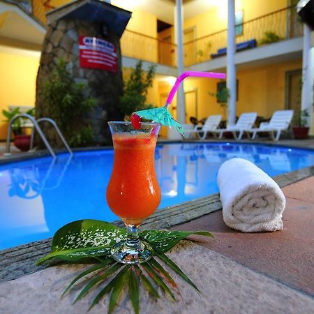 Marlim Porto Hotel 포르투세구로 외부 사진